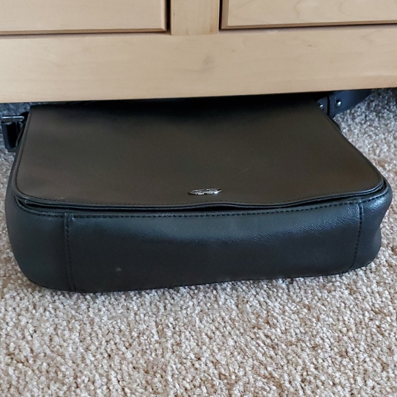 Tory Burch Purse - Picture 8 of 10